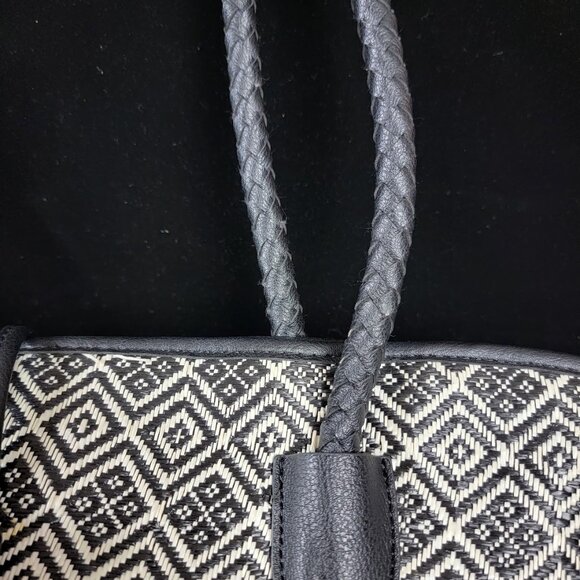 🖤 Neiman Marcus Black & Cream Woven Tote Bag | Boho Chic Oversized Shoulder Bag - Picture 4 of 11